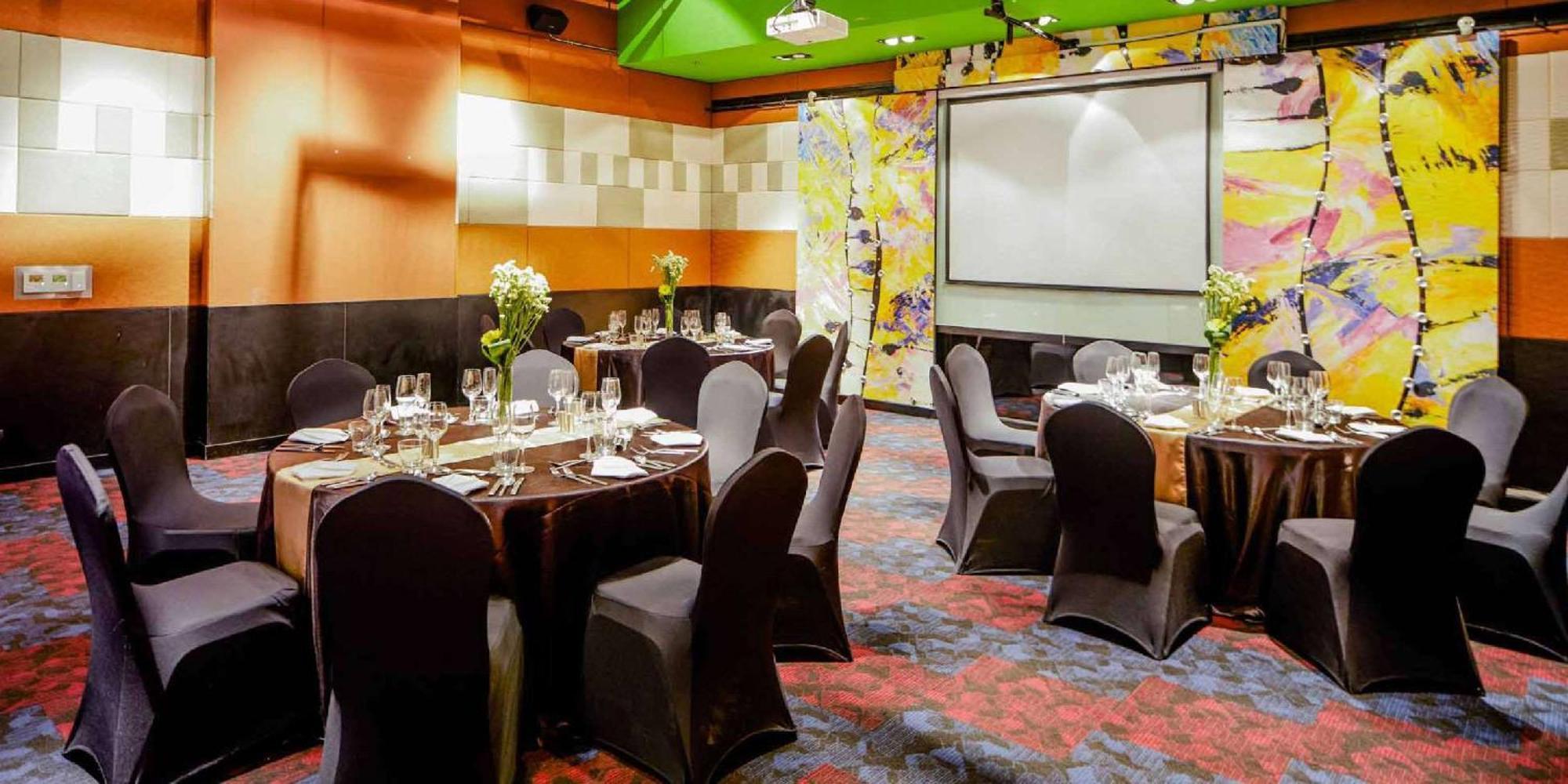 Siam@siam Design