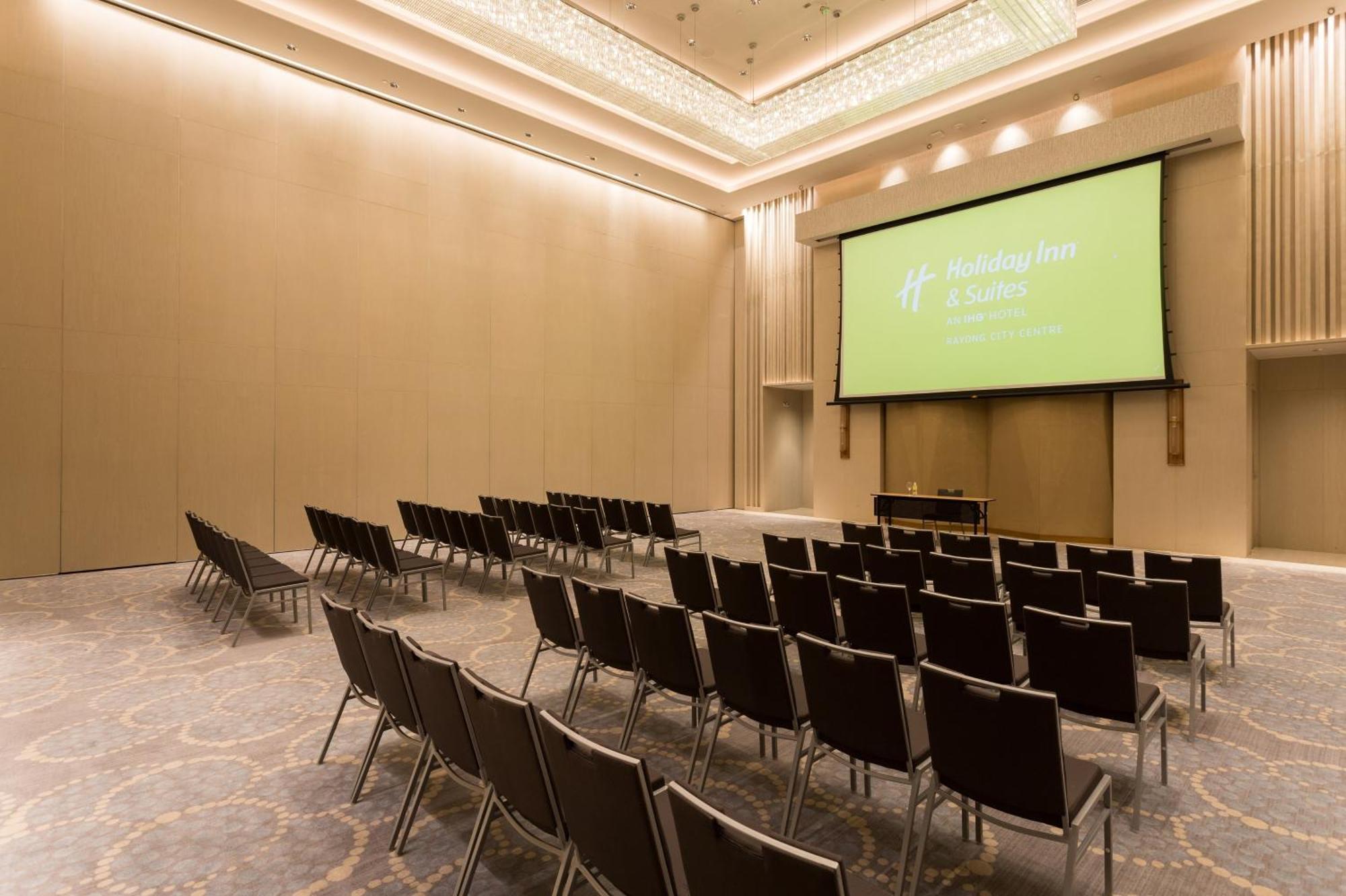 & Centre By Ihg Hotel