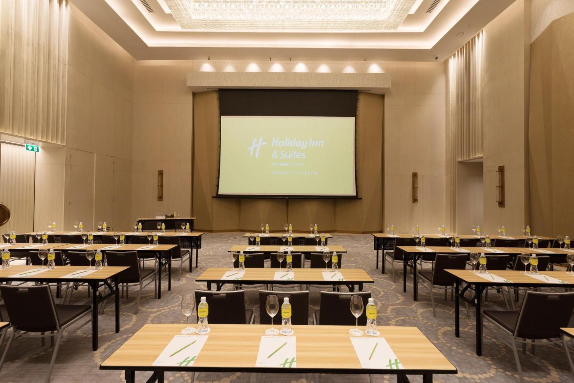 & Centre By Ihg Hotel