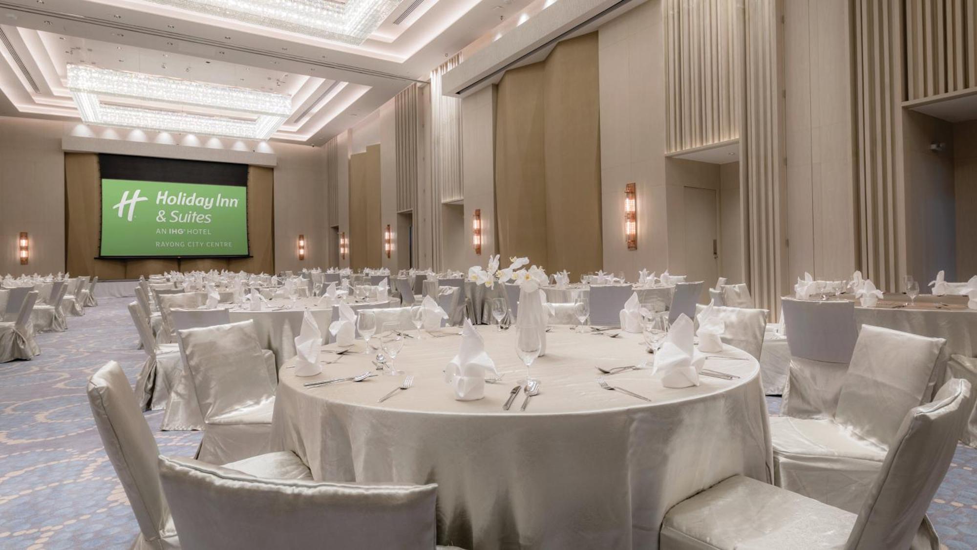 Hotel & Centre By Ihg Rayong