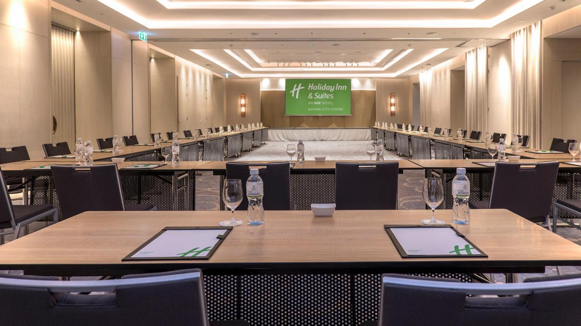 & Centre By Ihg 5*
