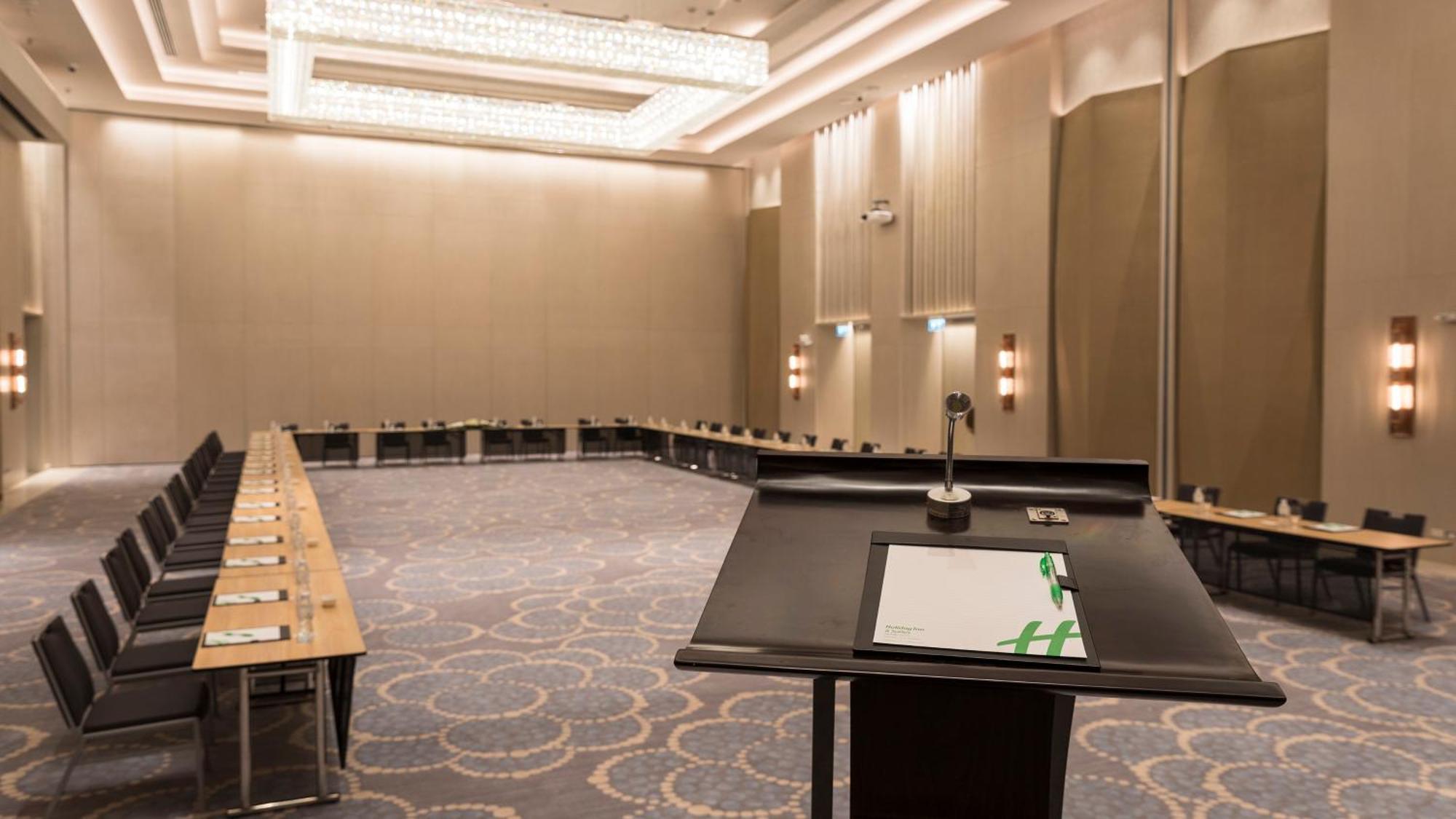 & Centre By Ihg 5* Rayong