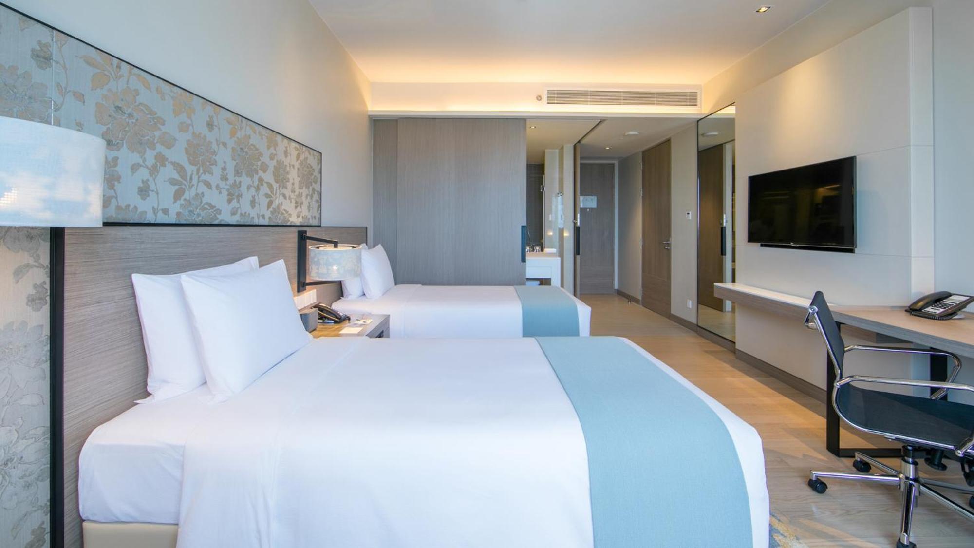 & Centre By Ihg 5*