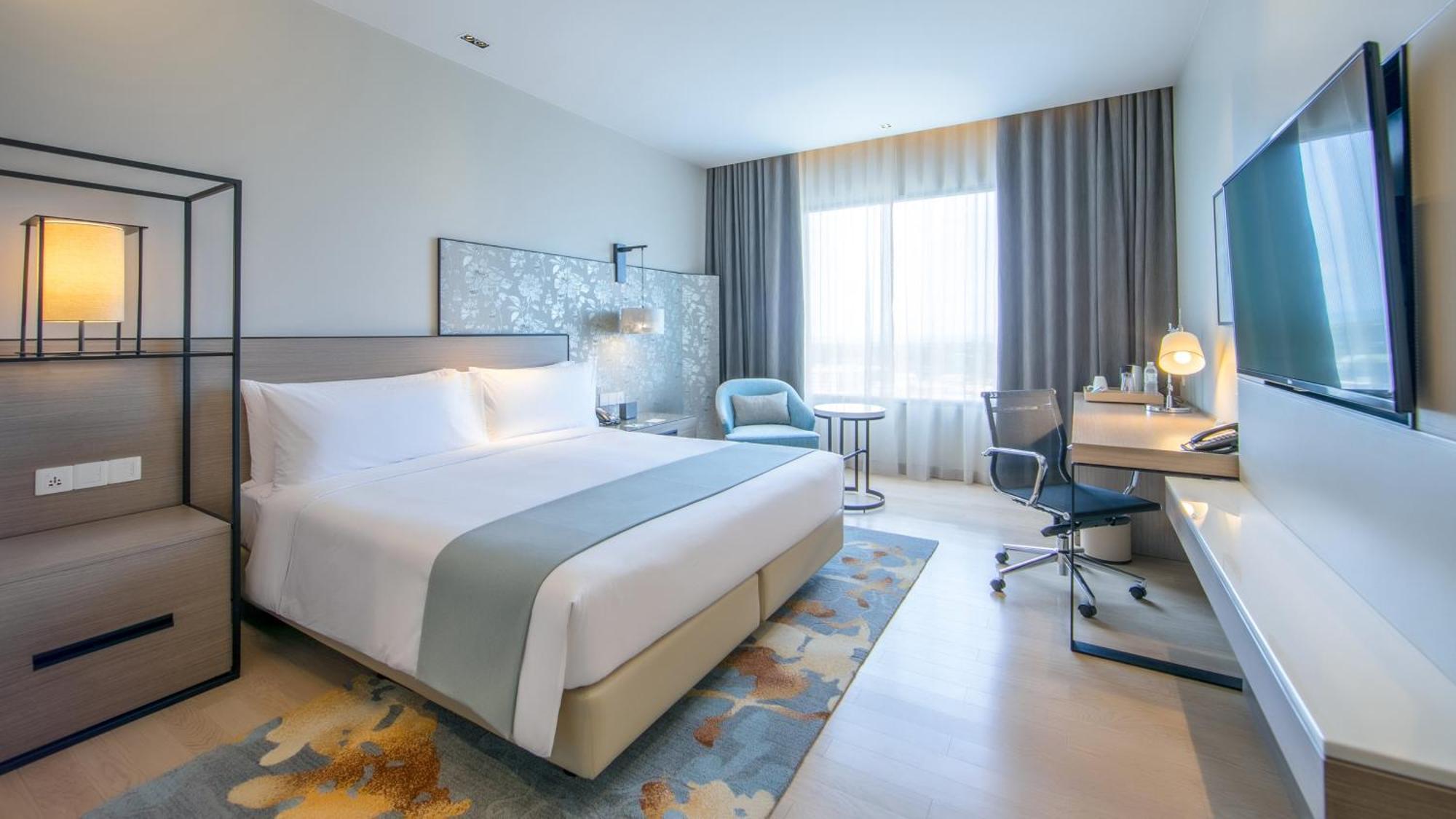 Hotel & Centre By Ihg