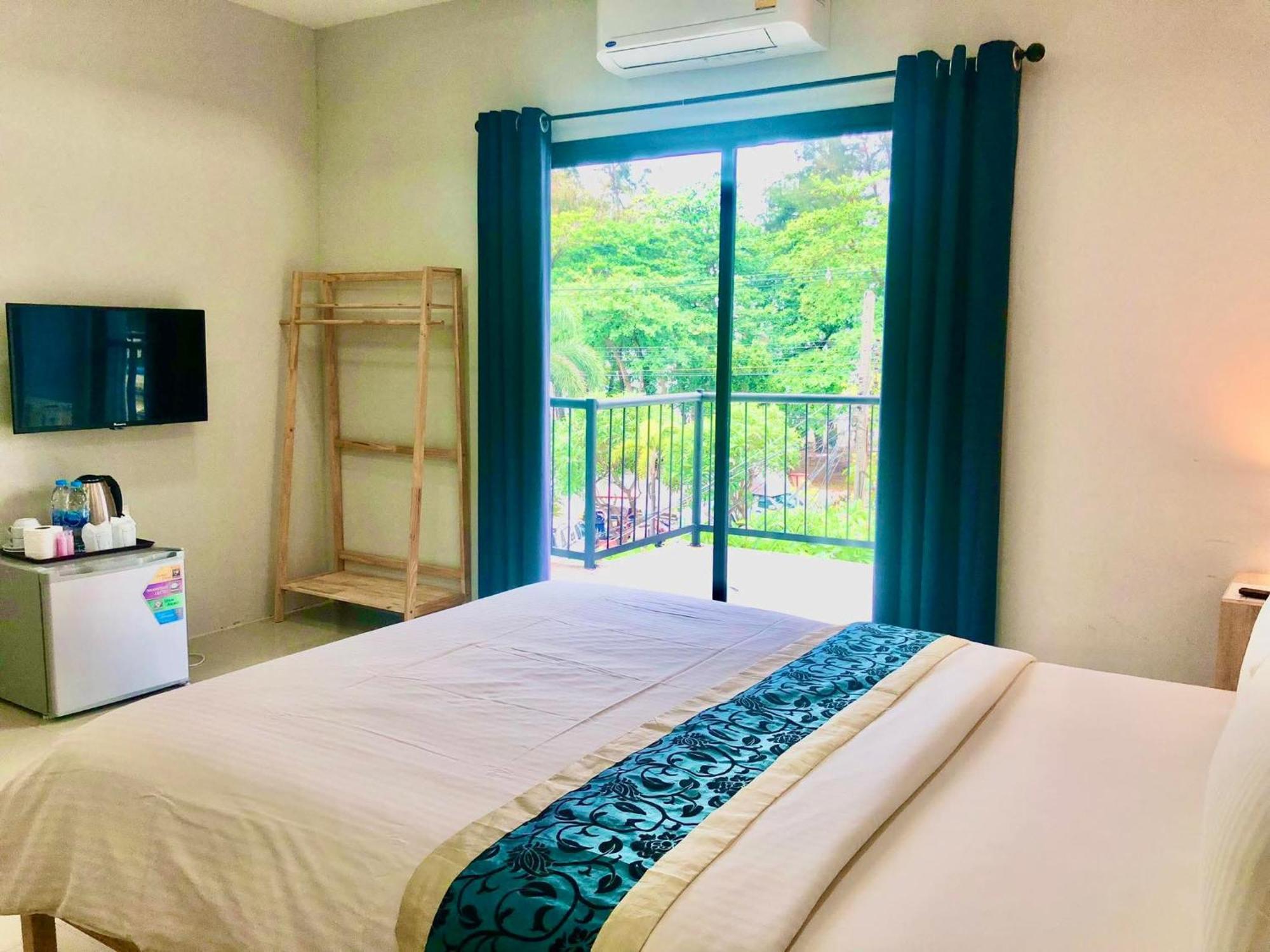 Emma Hotel