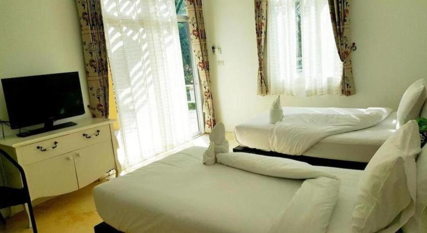 Resort Ozono 3*