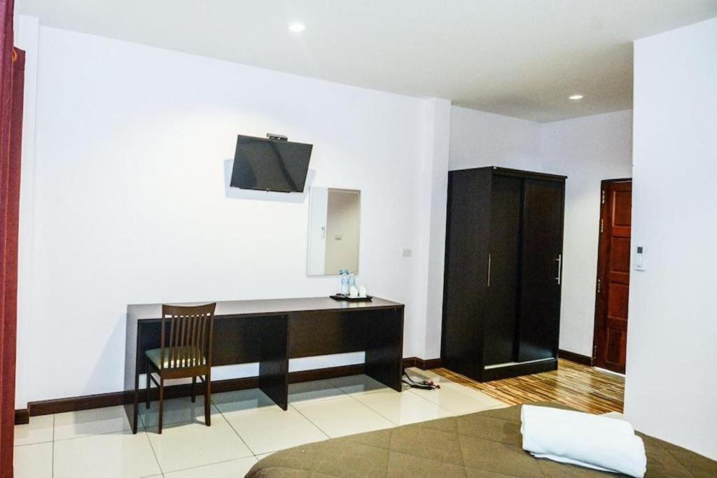 Garden Resort Nang Rong