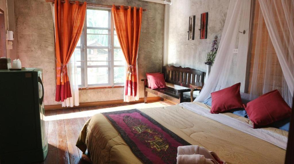 Resort Ruen Lamai Lanna 2*