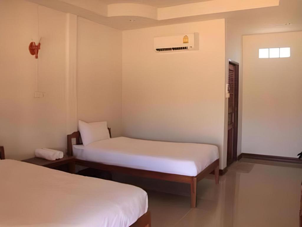 Resort Plaifah Ubon Song Khon