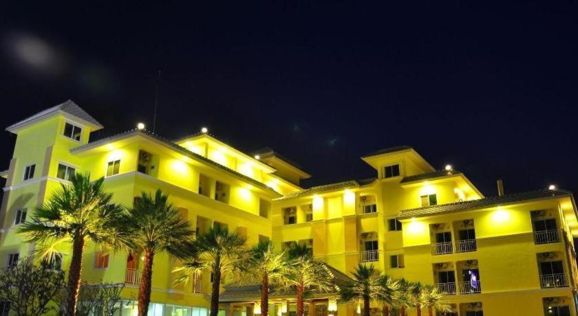 Resort I-yaris Boutique