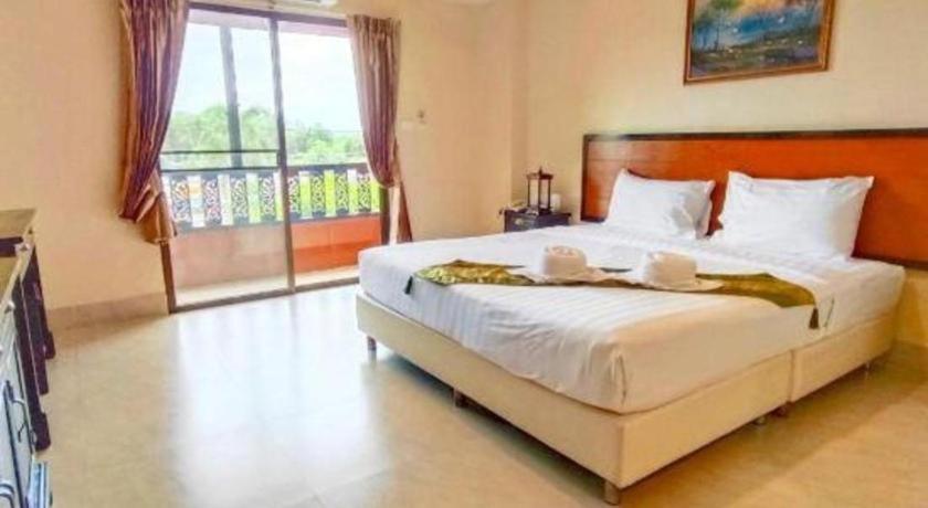Hotel Lanna Rayong