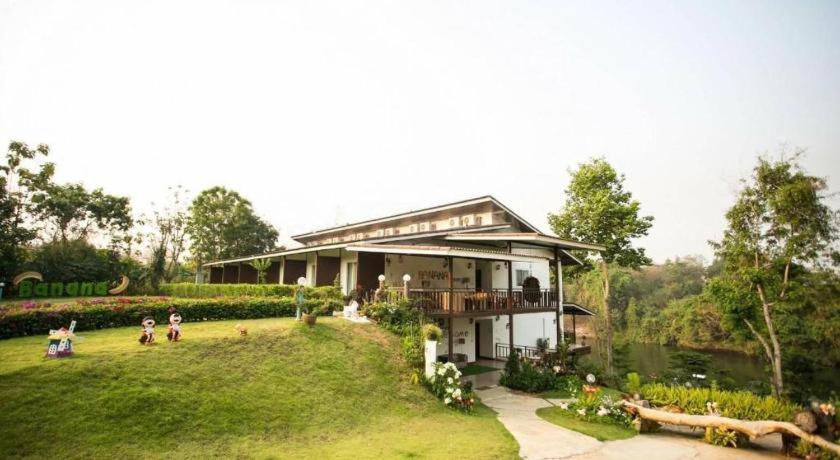 Banana Resort & Spa