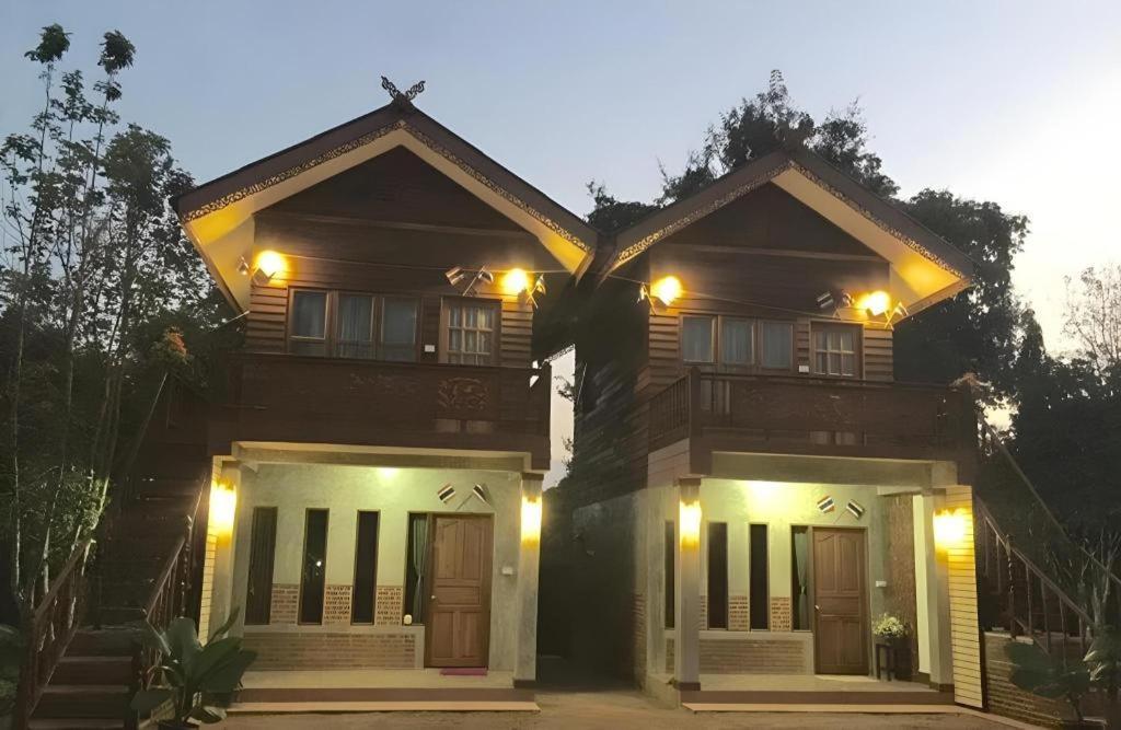 Ruen Lamai Lanna Resort