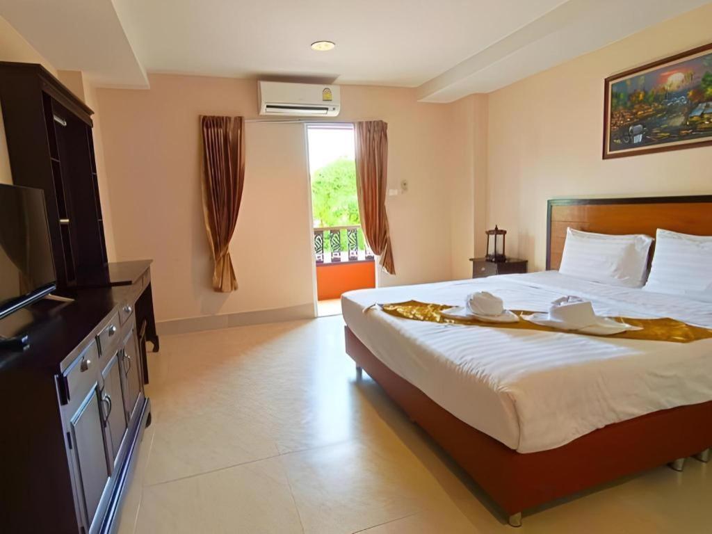 Lanna Hotel Rayong