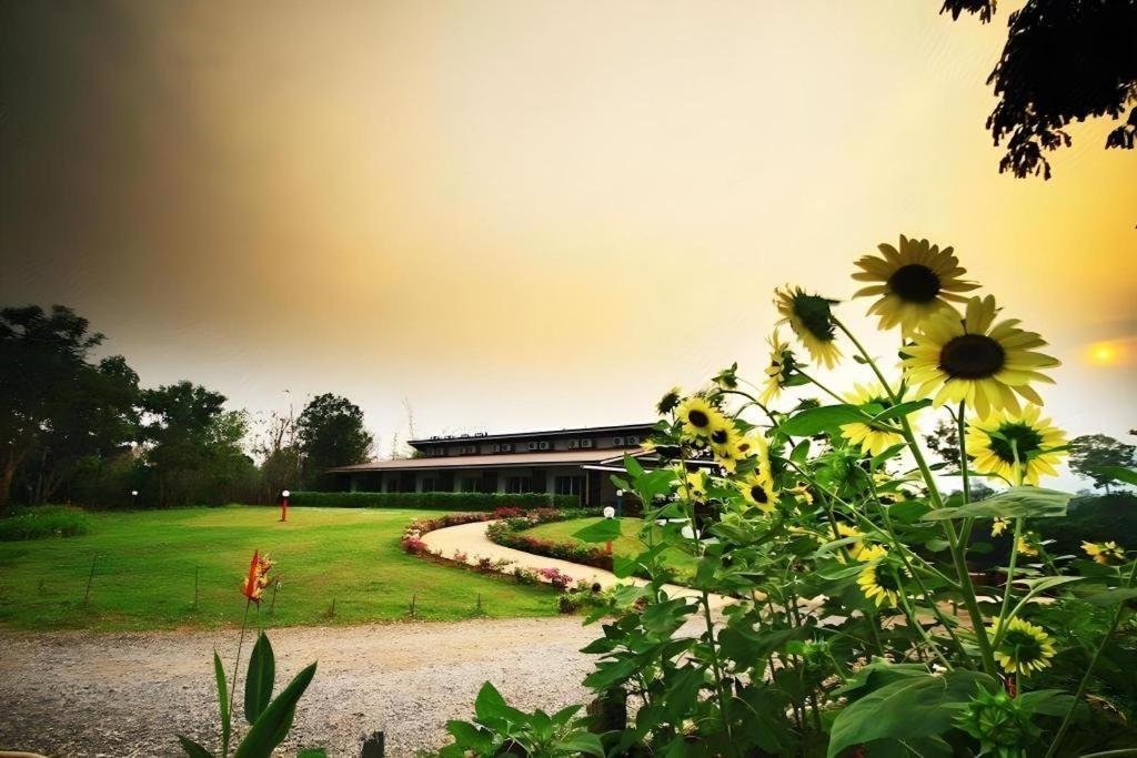 Banana Resort & Spa Resort Kanchanaburi