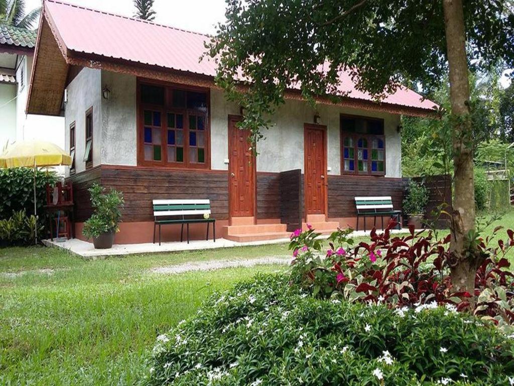 Ruen Lamai Lanna Resort Ban Mae Aep