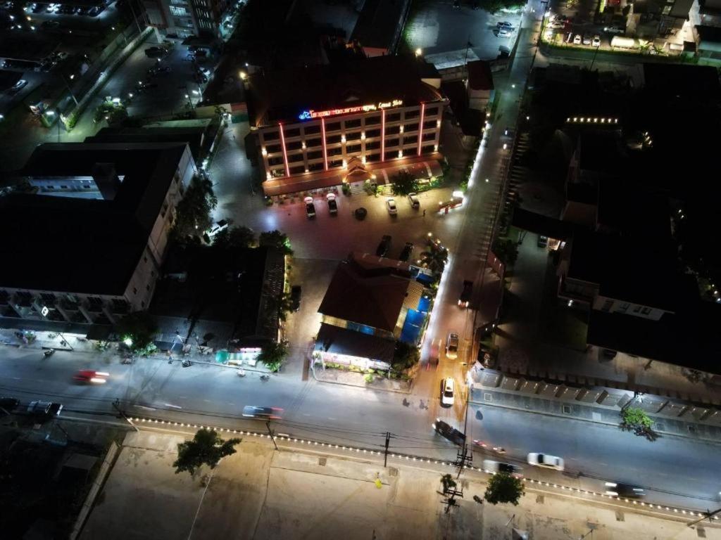 Lanna Hotel