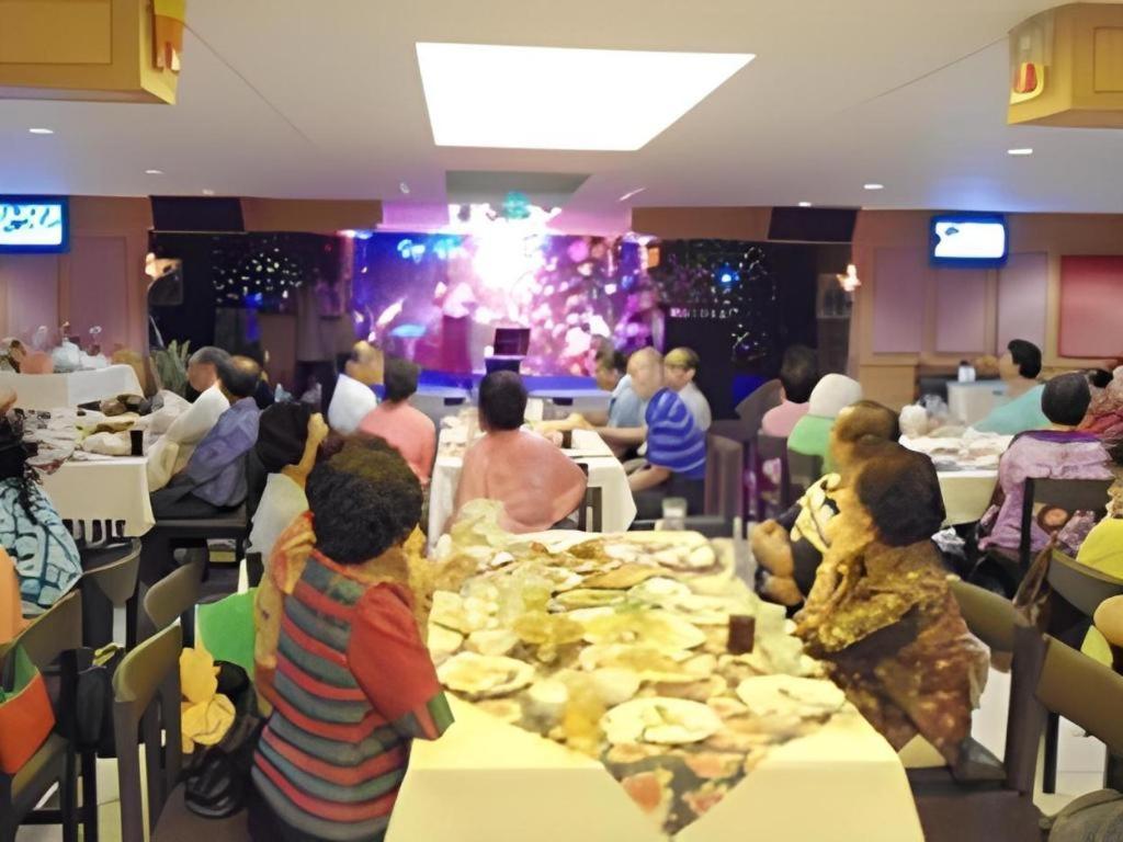 Ubon Hotel