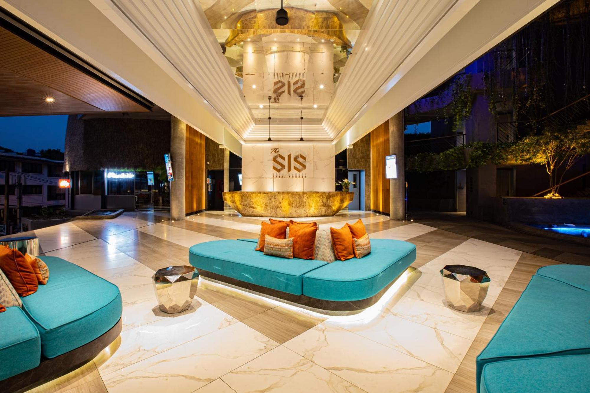 The Sis - Adult Only Resort