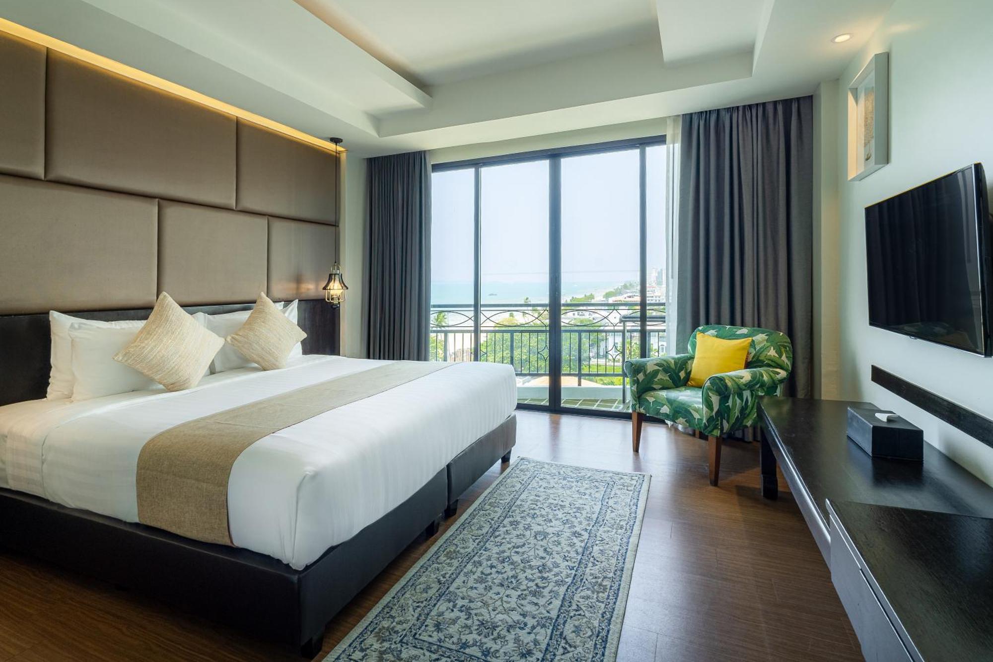 Bay Jomtien Hotel 5*