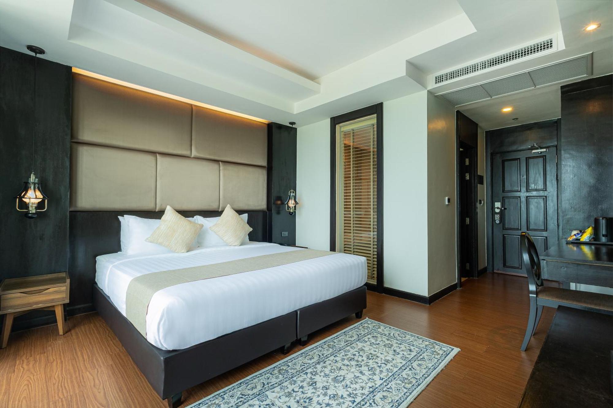 Bay Jomtien Hotel
