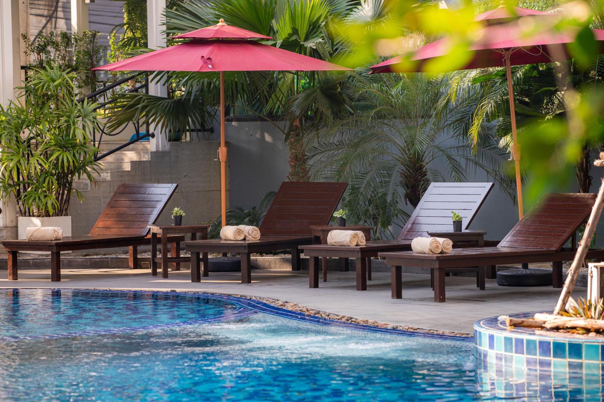 Bay Jomtien Hotel 5*