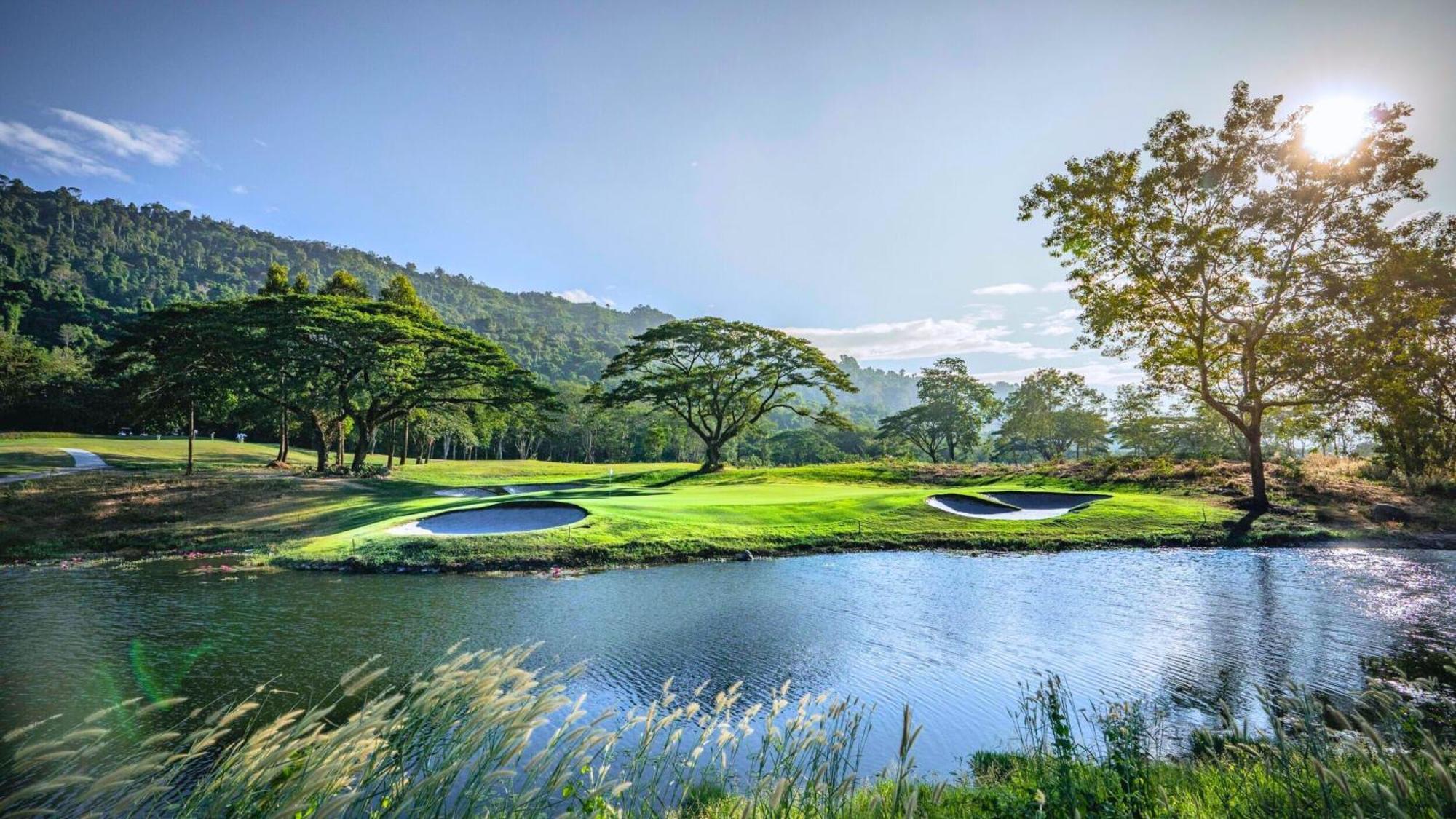 Royal Hills Golf And Resort 3*