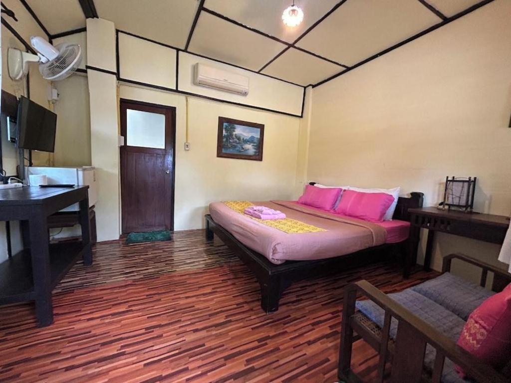 Baan Mai Kon Muang Hotel Pai