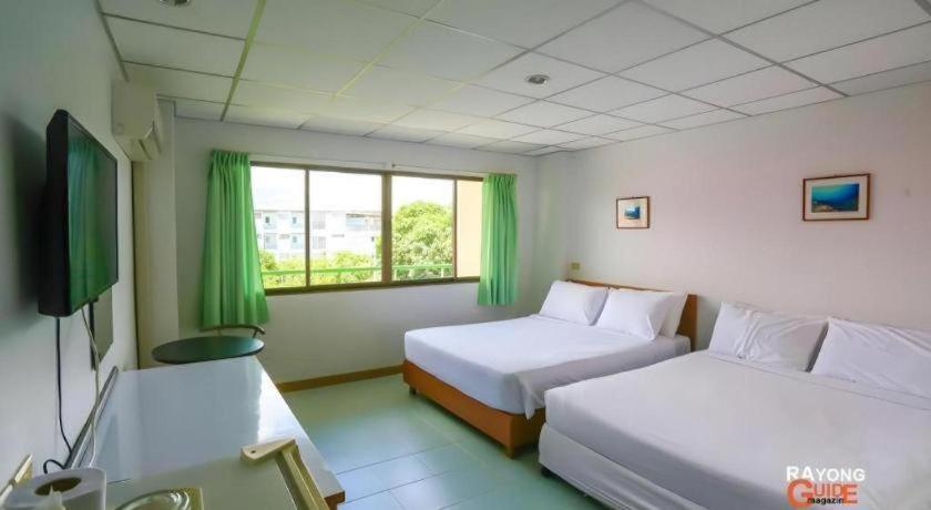Place 2* Rayong