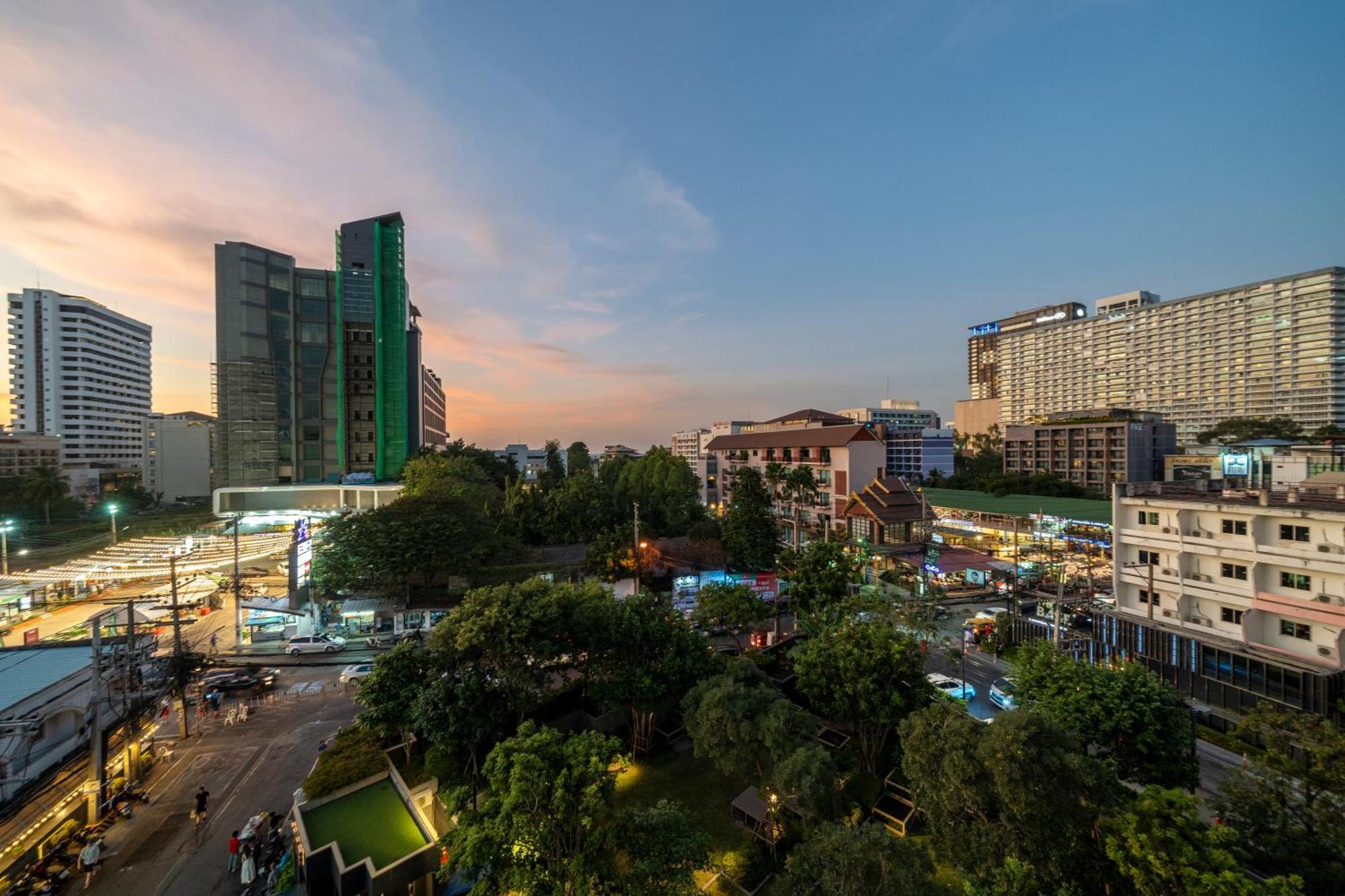 Vacaystation Edge Hotel 4*