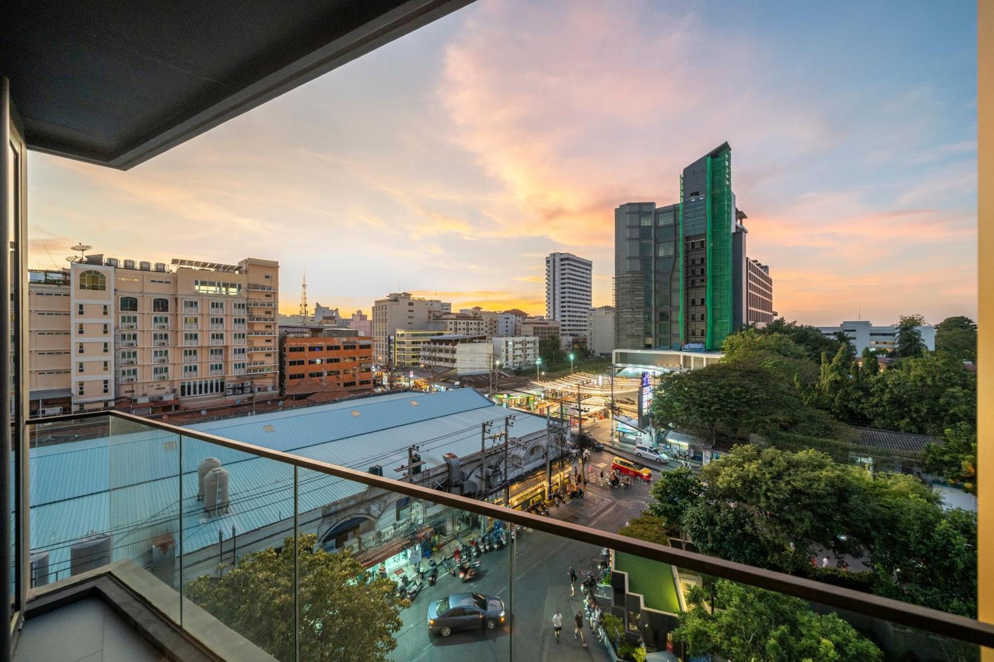 Vacaystation Edge Hotel 4*