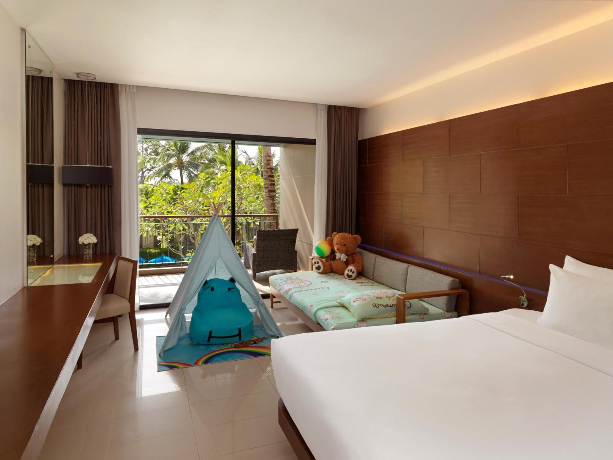 Novotel Phuket Avista And