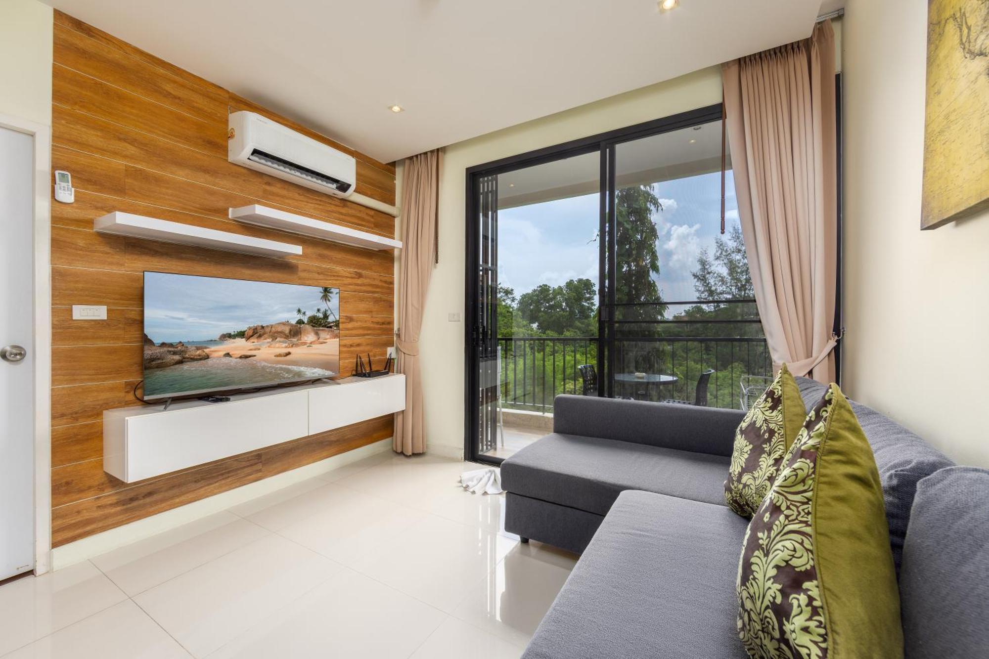 By Tropiclook * Nai Harn