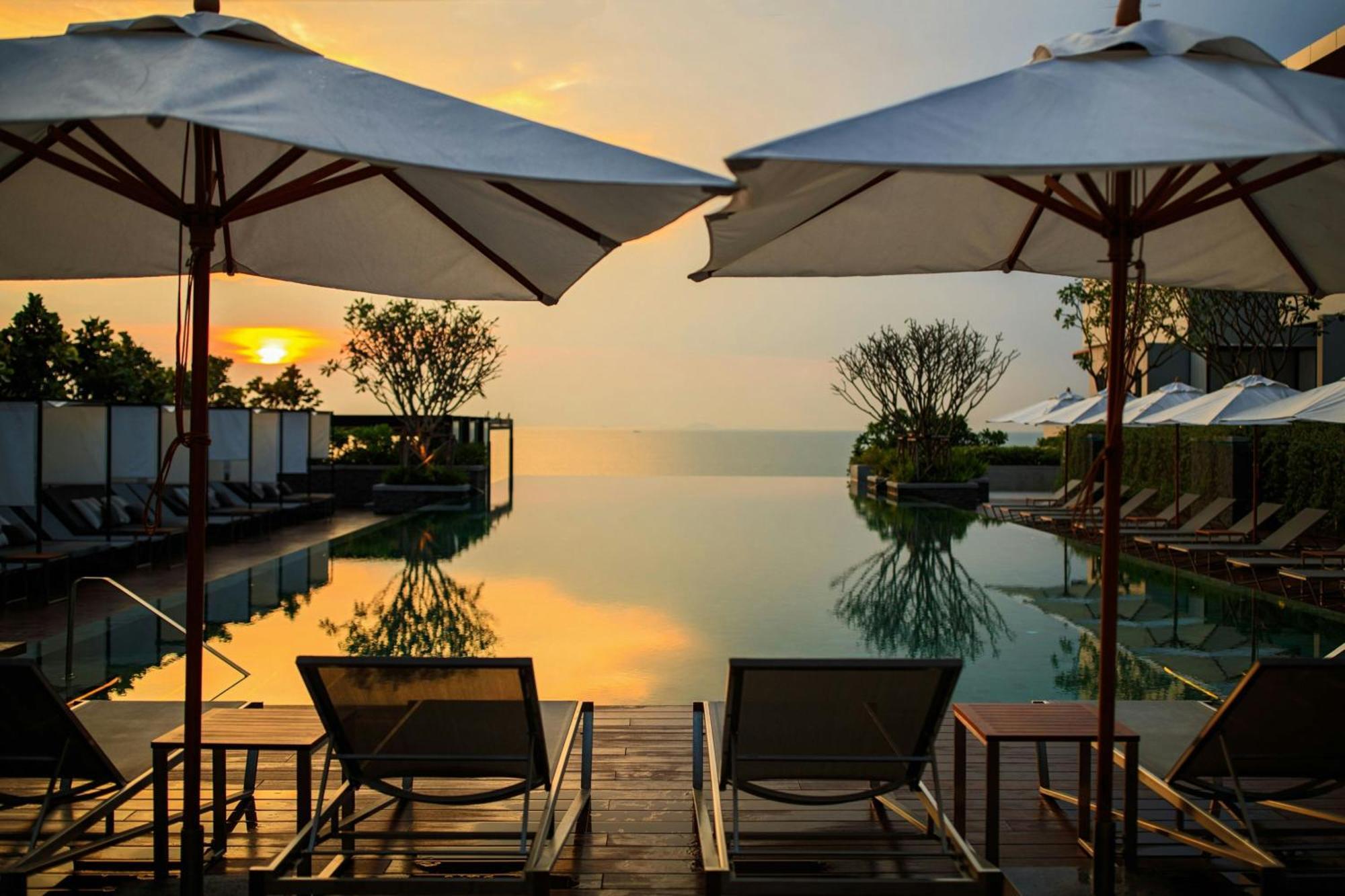 Hotel Renaissance Pattaya & Praia de Jomtien