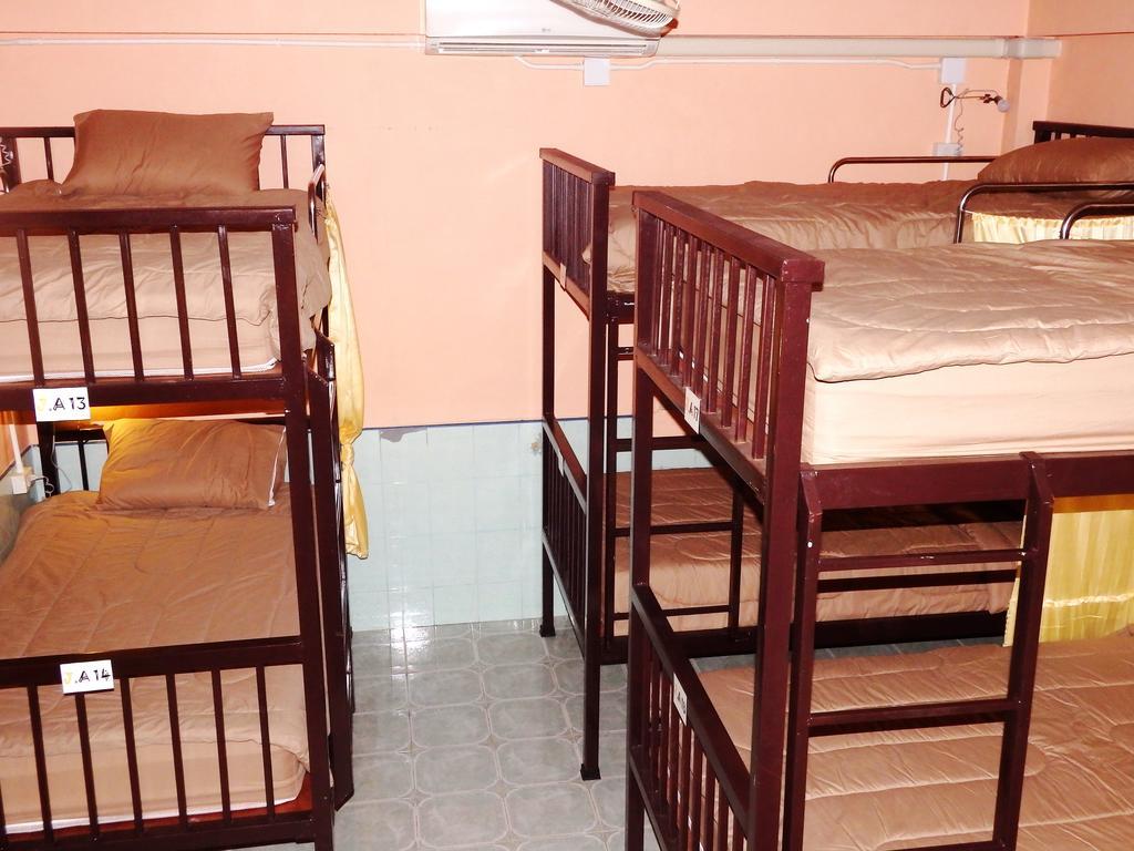 Jinda Hostel *