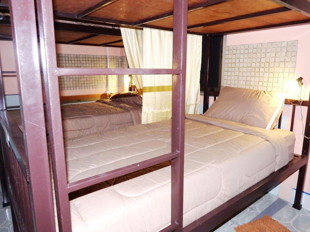 Jinda Hostel Koh Lanta