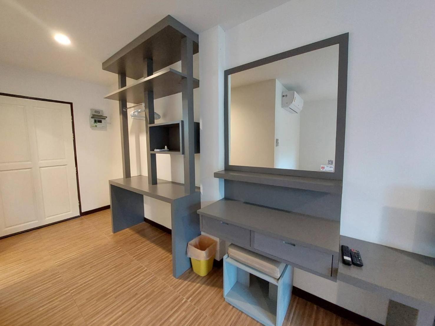 Sisina Hotel *