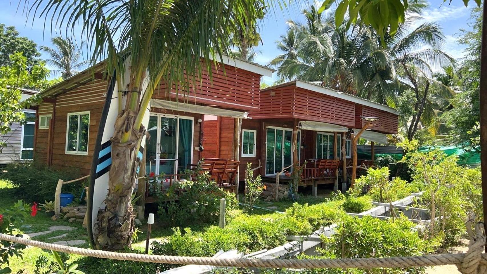 Resort Mook Montra Sea Front