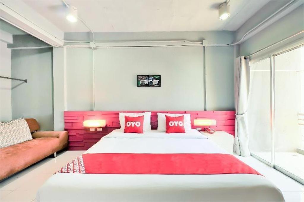 Oyo 292 The Oddy Hip Patong