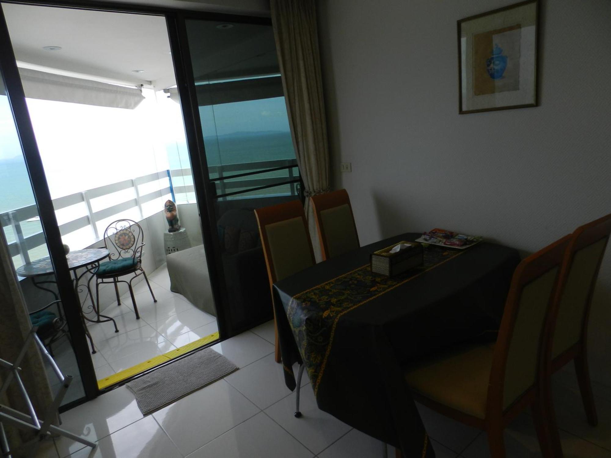Jomtien Plaza Condotel * Jomtien Beach