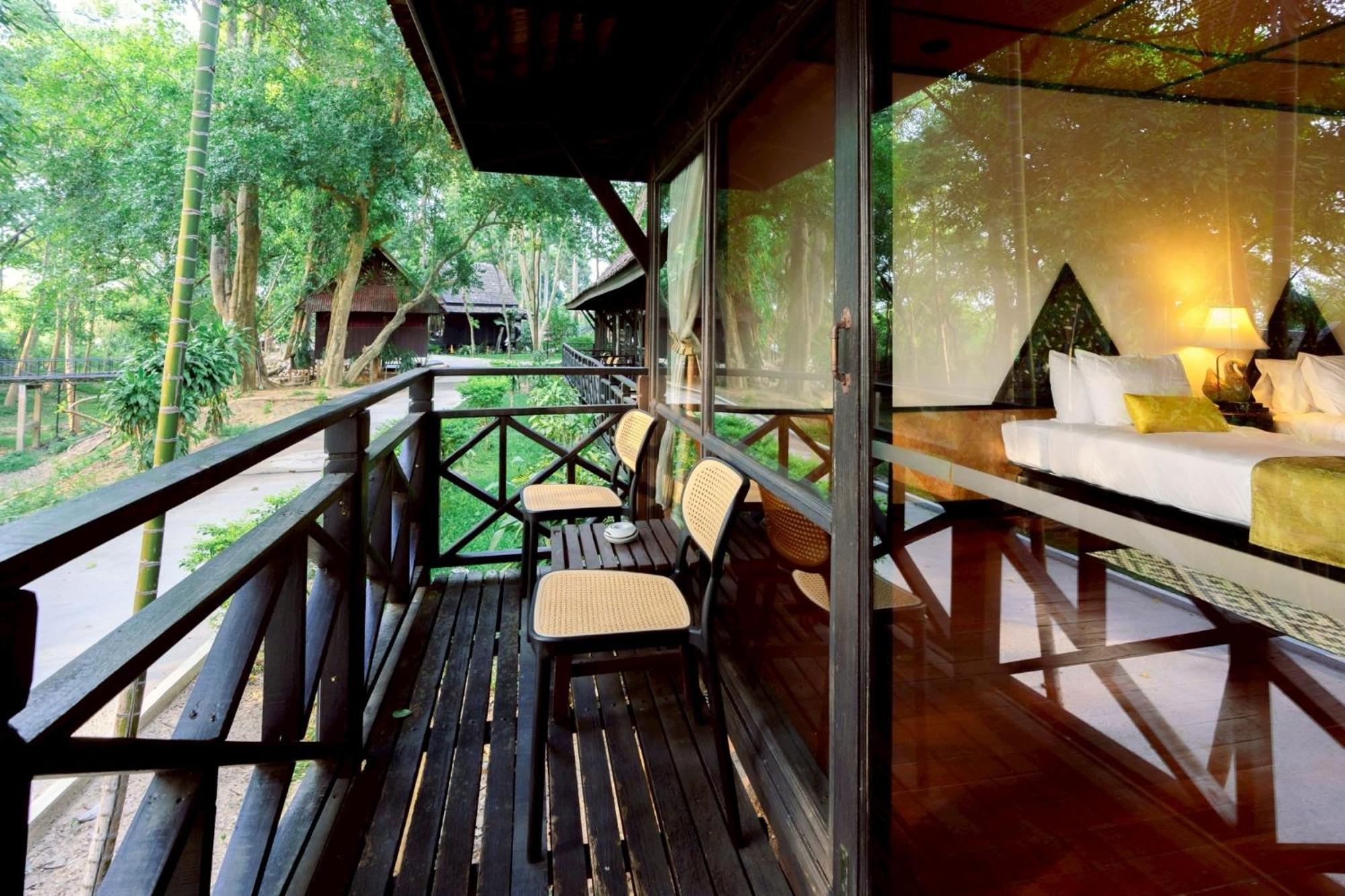 Lodge River *