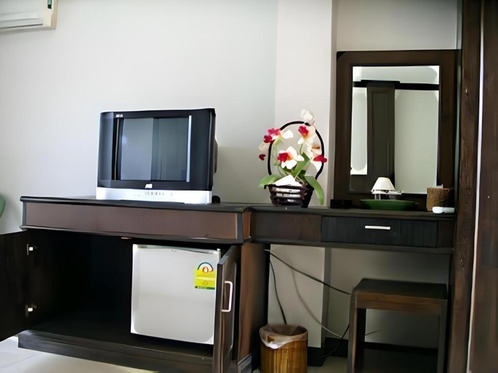 Phuyai Kamala Beach