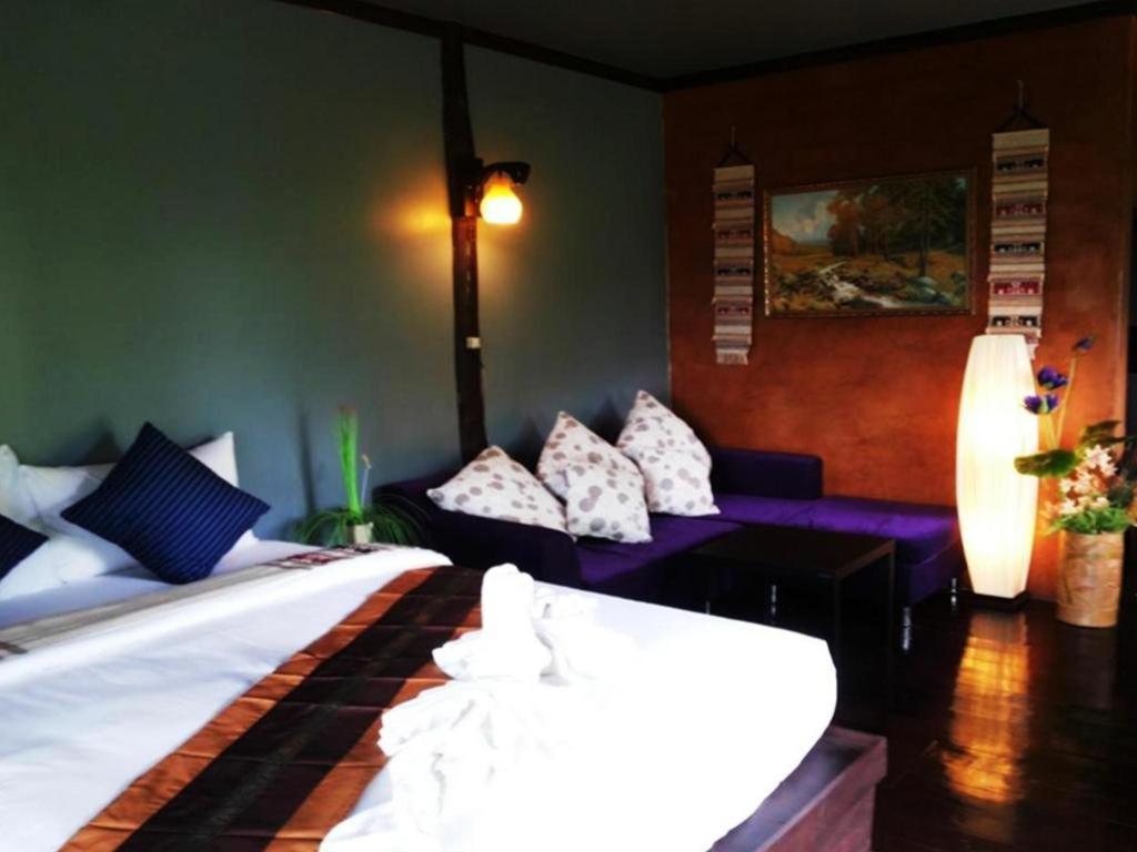 Thaton Hill Resort 3*