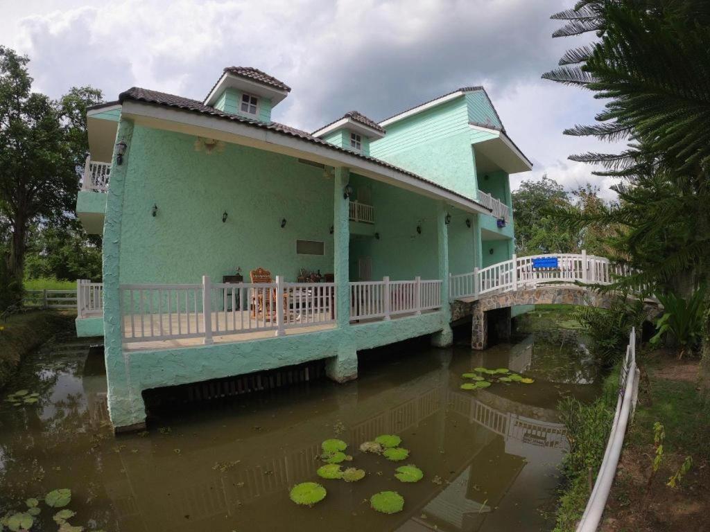 Charisma Resort Suan Phueng