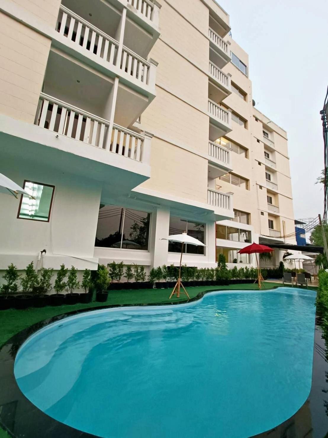 Royal Peninsula Chiangmai Hotel