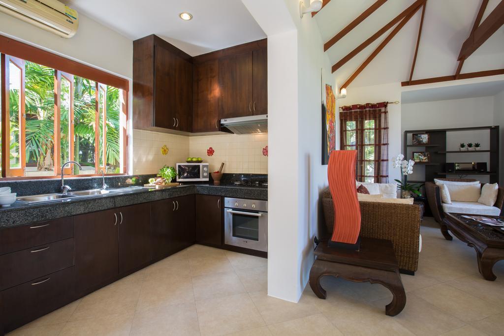 Baan Tawan Chai Villa *