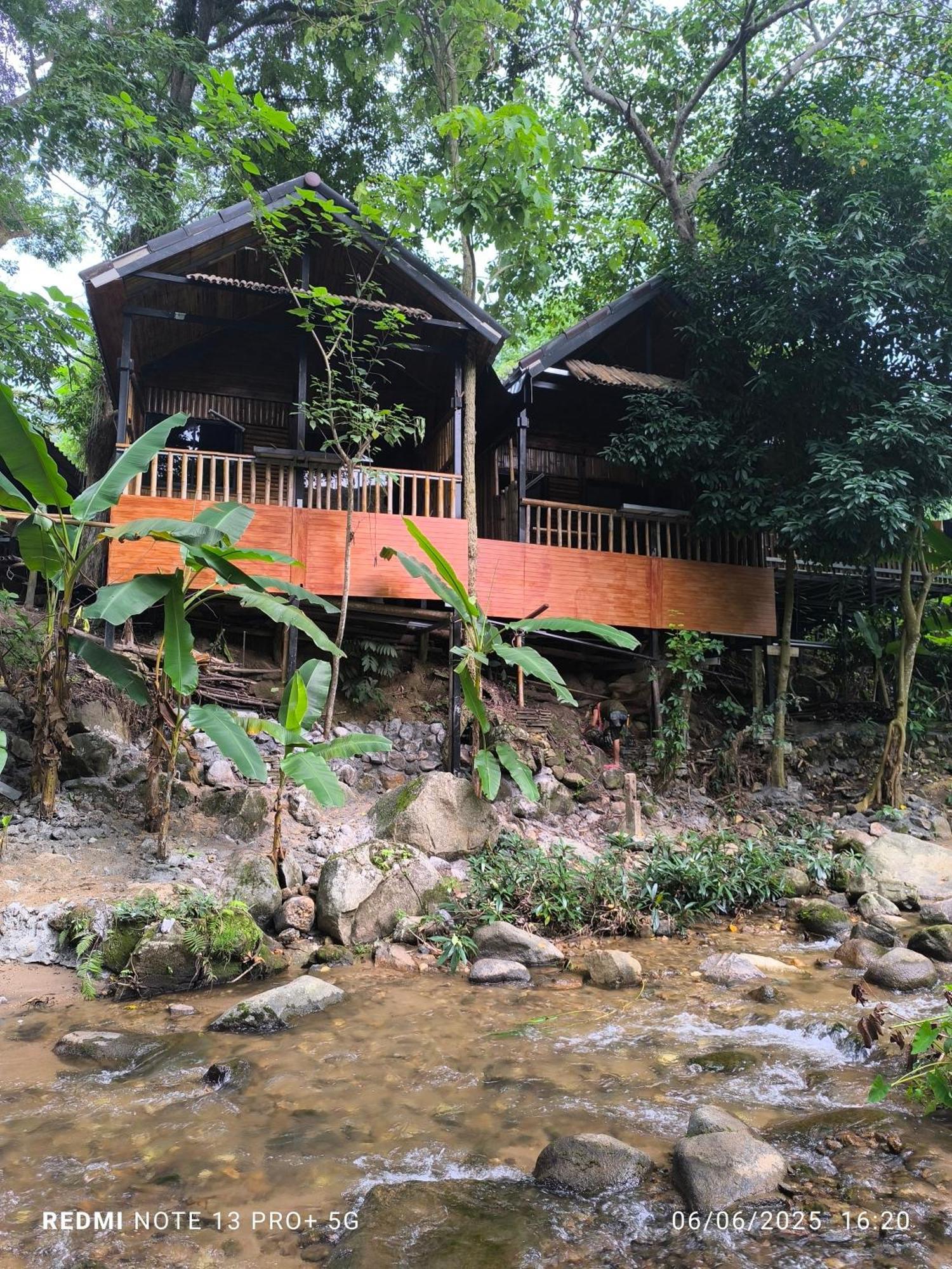Homestay Hill Tribe Art House *