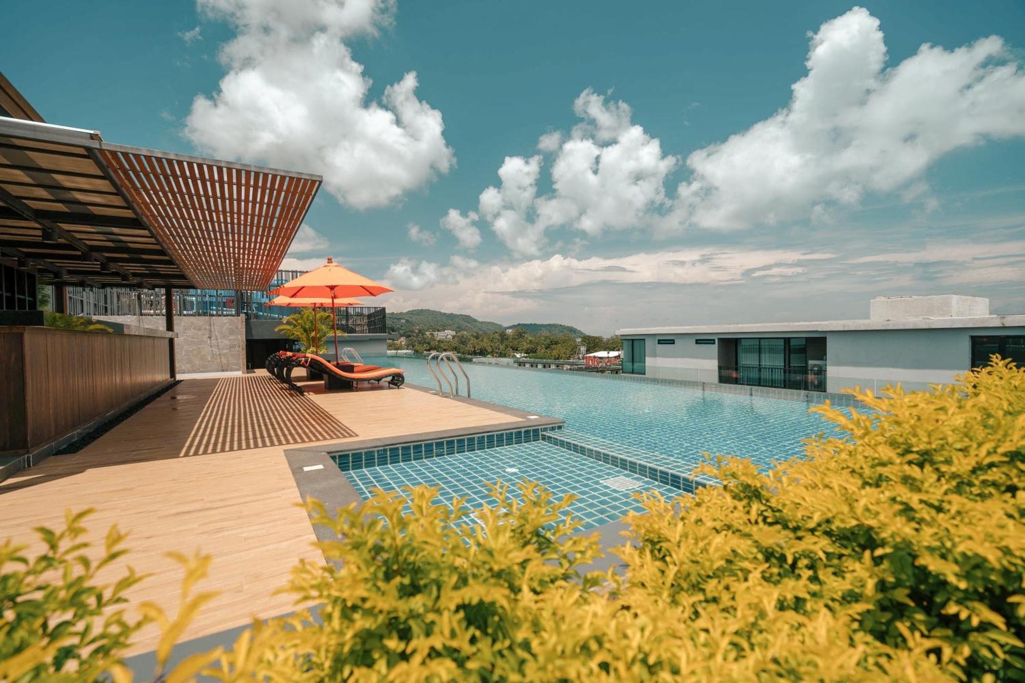Wekata Luxury Kata Beach (Phuket)