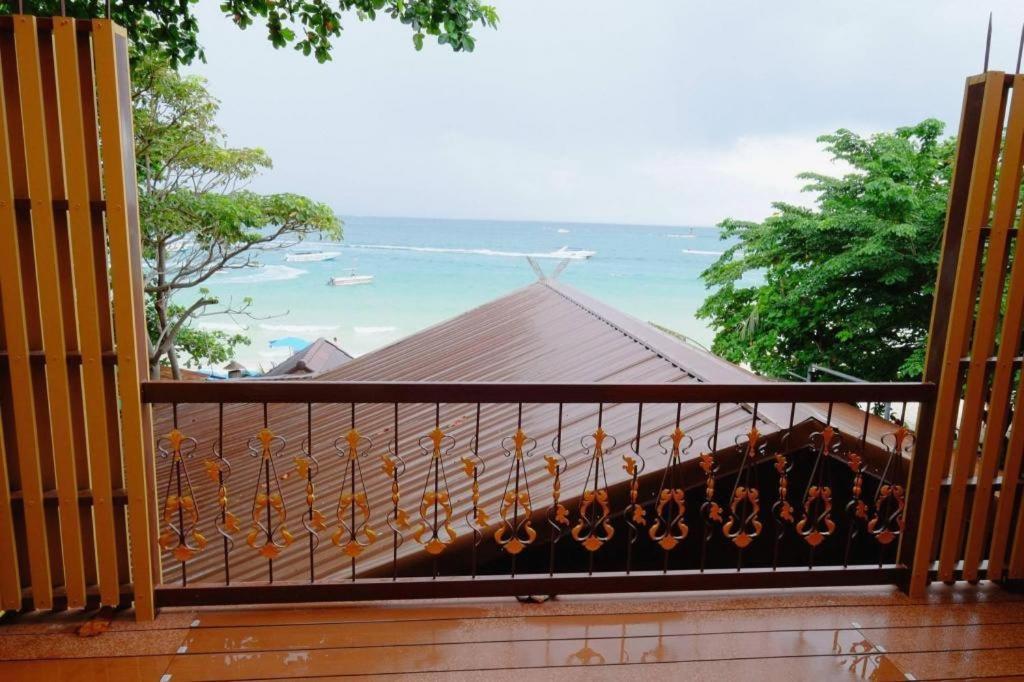 Jirawan Hotel 3*