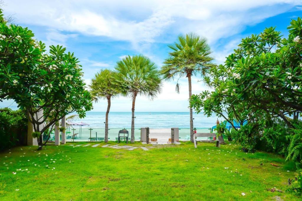 Blue Wave Hua Hin